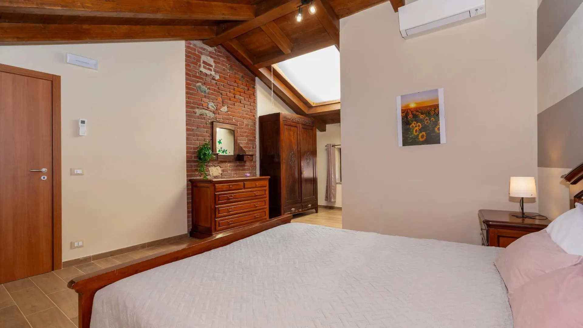 Viverone Lake - La Borgata Guesthouse X12 Castello  Σπίτι διακοπών