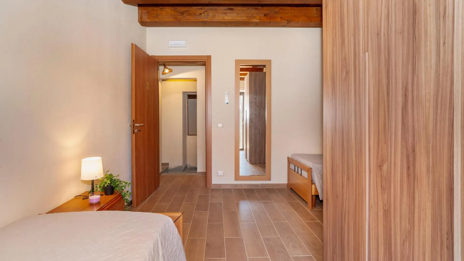 Σπίτι διακοπών Viverone Lake - La Borgata Guesthouse X12 Castello