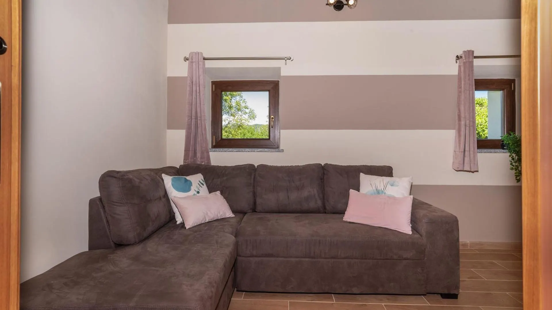 Viverone Lake - La Borgata Guesthouse X12 Castello  Ιταλία