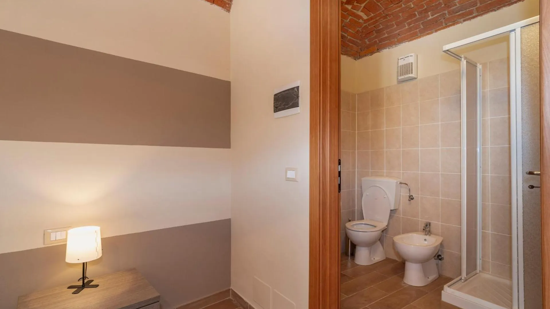 Viverone Lake - La Borgata Guesthouse X12 Castello Nyaraló